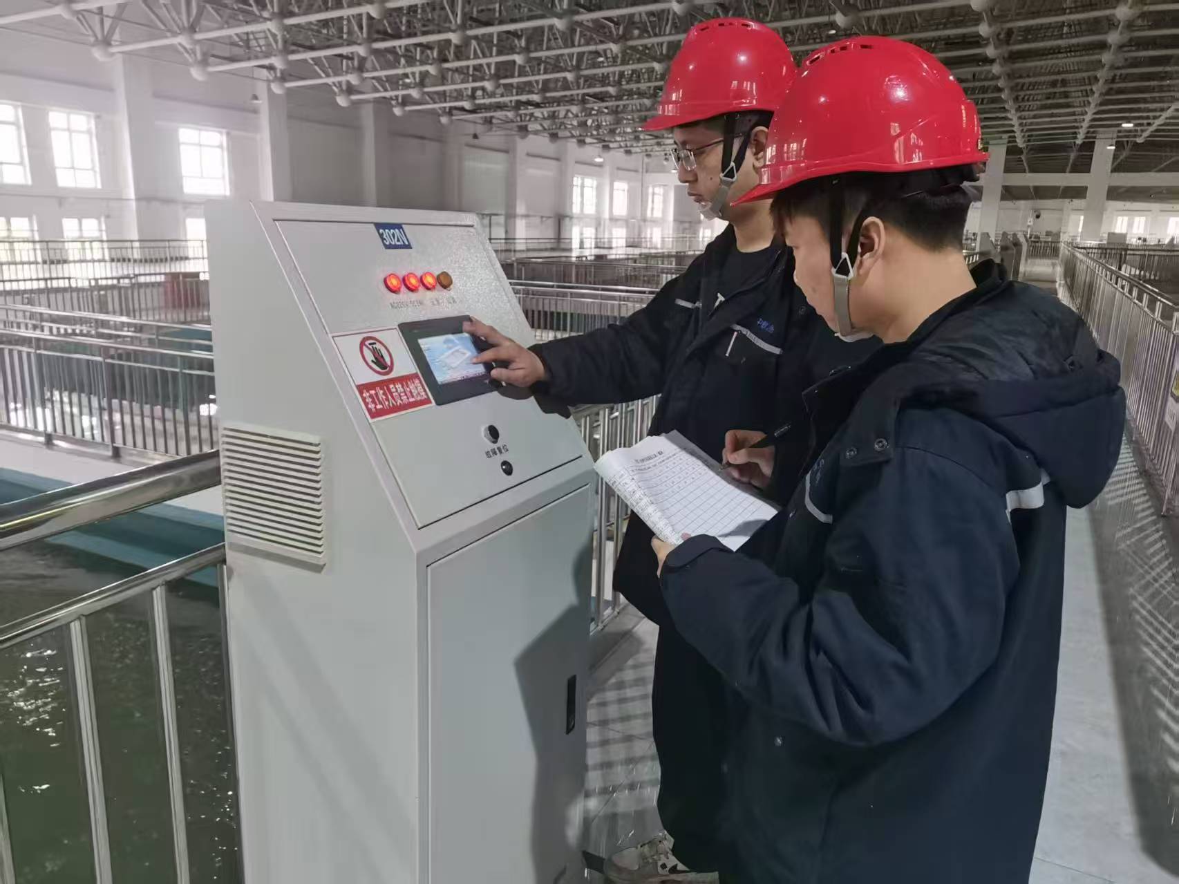 大干100天 決勝保目標(biāo)?|銀川中鐵水務(wù)團(tuán)委:百日攻堅(jiān)“青”力擔(dān)當(dāng) 水潤(rùn)萬(wàn)家“青”春建功